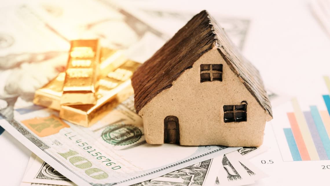 Cât câștigă un agent imobiliar?