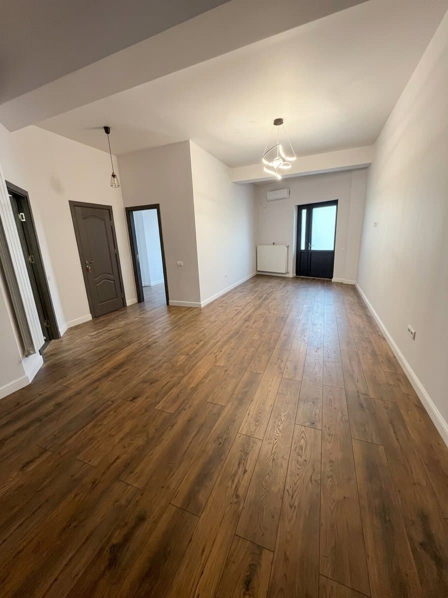 Spațiu comercial/Apartament stradal în Pipera, 52 mp utili — Pipera, București