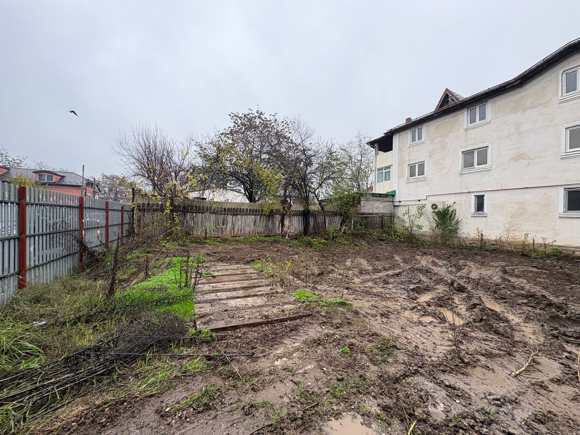 Teren intravilan 304 mp, Bulevardul Uverturii., București