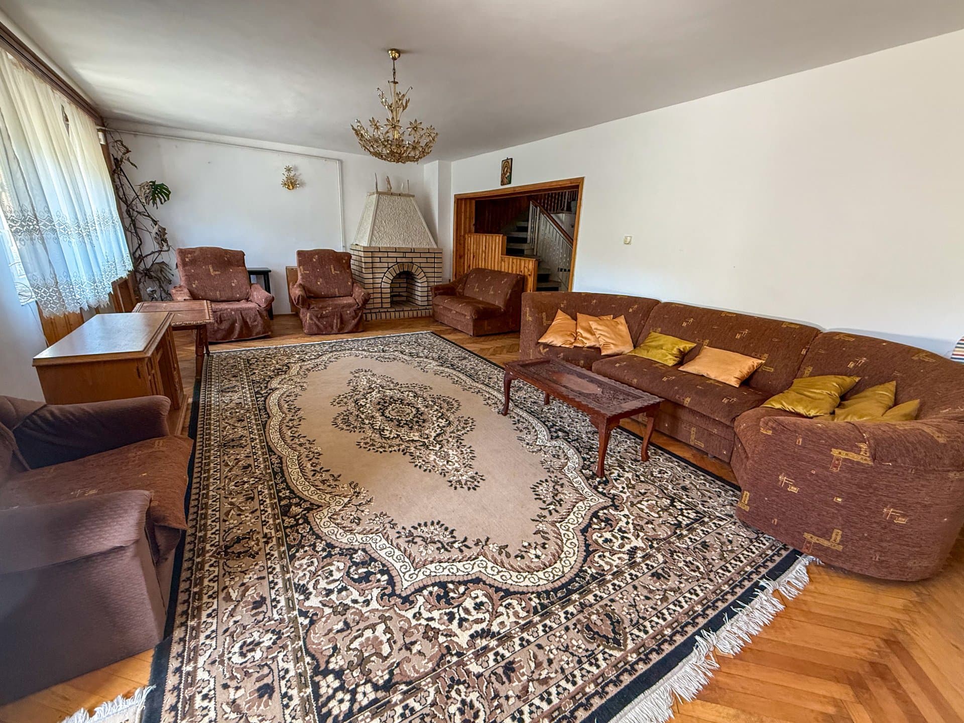 Vila cu 6 dormitoare in Breaza, lot teren 1289 mp — Breaza, Breaza