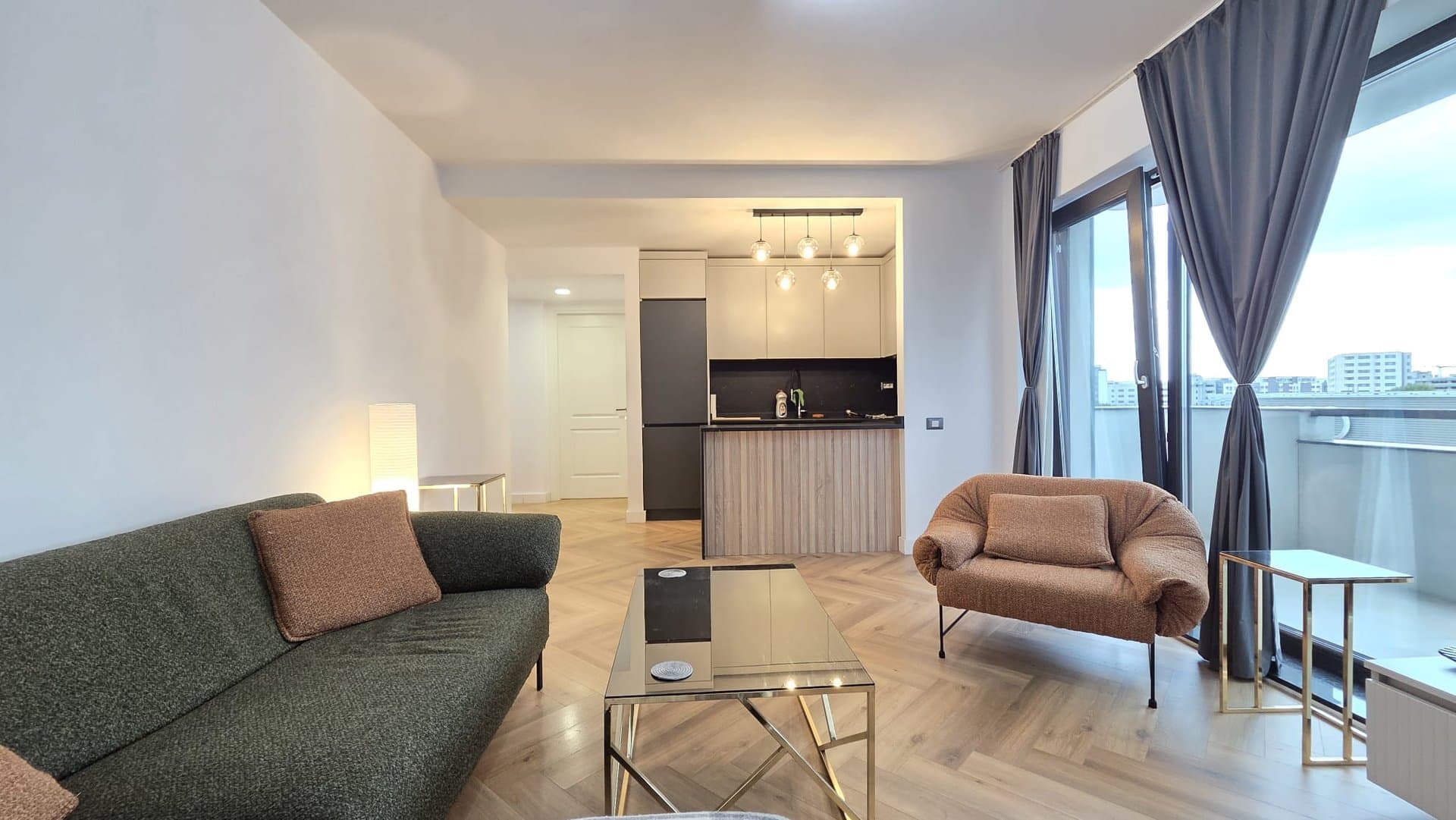Apartament Lux cu 2 Camere în Pipera (OMW) — Iancu Nicolae