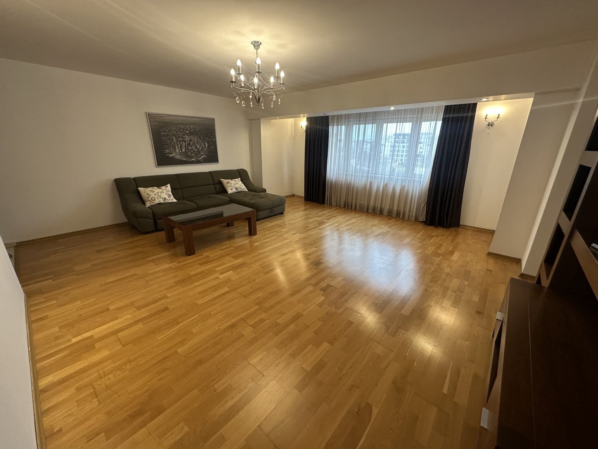 UNIRII-ALBA IULIA, 3 CAMERE, 99 MP, PARCARE SUBTERANA! — Alba Iulia, București
