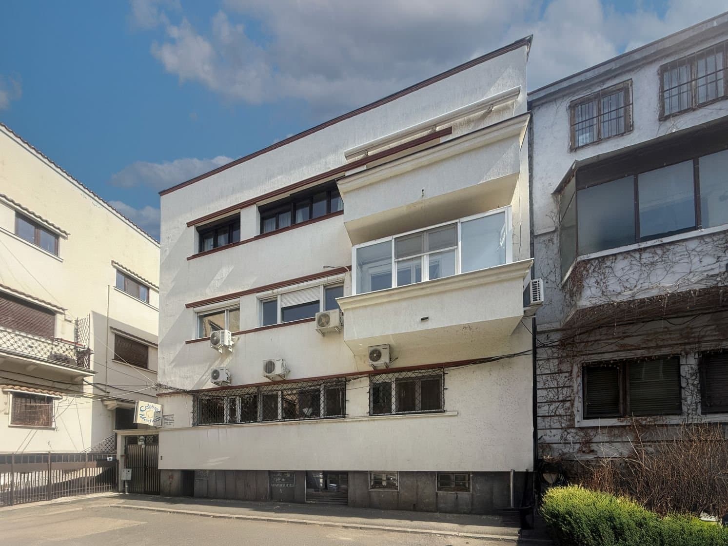Apartament neoclasic în inima Bucureștiului – o poveste de arhitectură și elegan — Victoriei, București