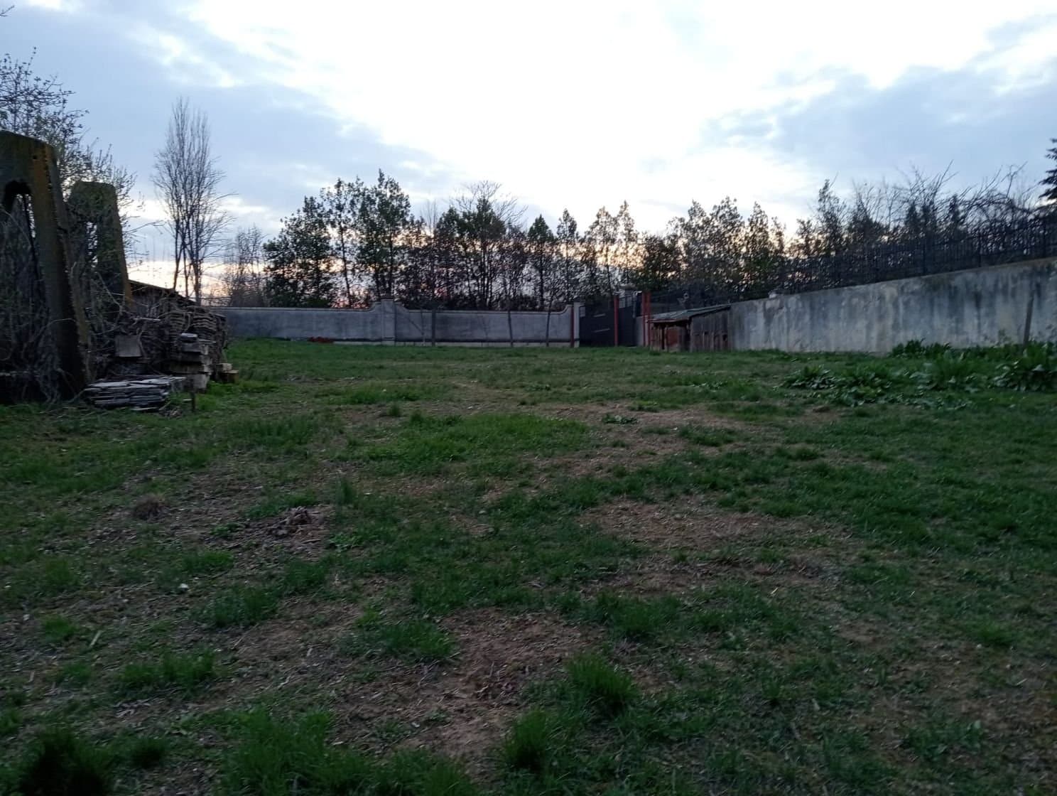 SUPER OCAZIE SE VINDE TEREN IN ZONA STARULESTI LANGA UN CARTIER DE VILE — Straulesti, București