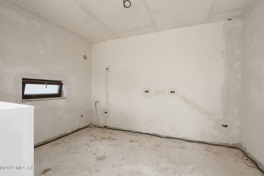 Probabil cea mai mare si frumoasa casa din zona!
