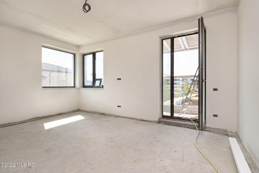 Probabil cea mai mare si frumoasa casa din zona!