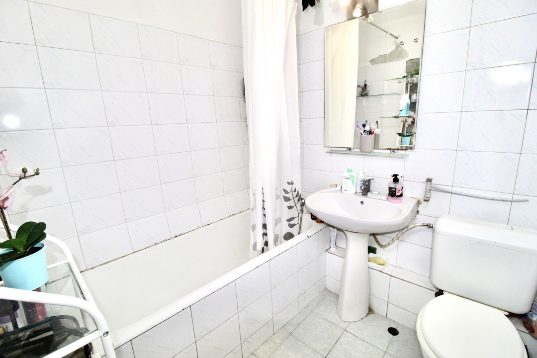 Sub ANTECONTRACT! Apartament 3 camere Piata Muncii - Calarasi