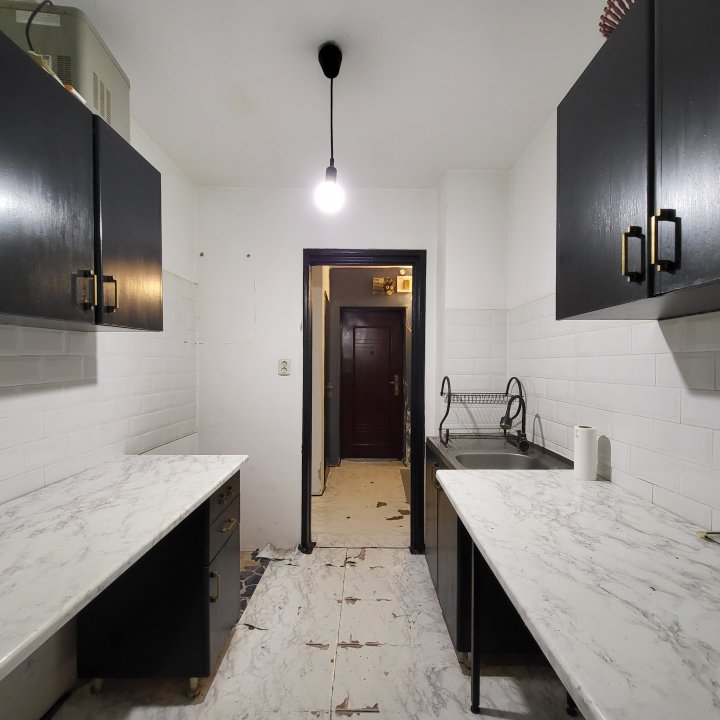 Bomba in Colentina! 2 camere si mult de renovat la el! 
