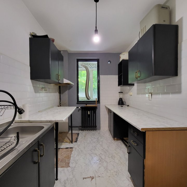 Bomba in Colentina! 2 camere si mult de renovat la el! 