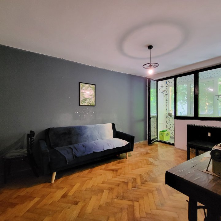 Bomba in Colentina! 2 camere si mult de renovat la el! 