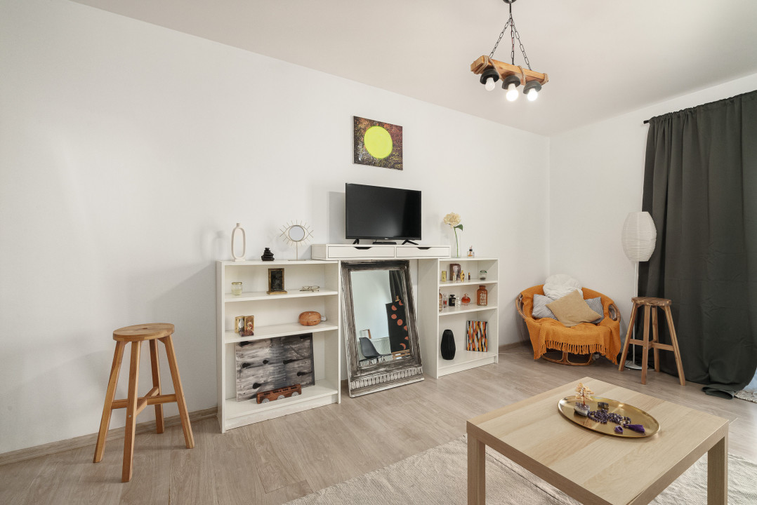 Apartament 2 camere de 80 mp utili, cu 2 bai! Si vedere panoramica