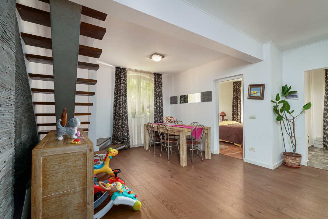 Vila individuala, 5 camere, teren generos si vegetatie matura - central Otopeni