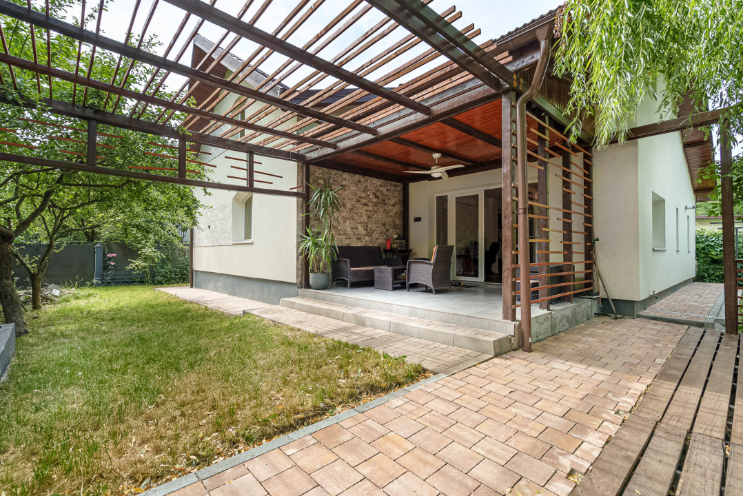 Vila individuala, 5 camere, teren generos si vegetatie matura - central Otopeni
