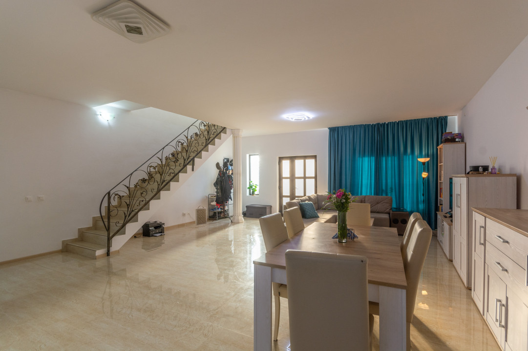 CASA CU CELE MAI FRUMOASE APUSURI DE SOARE - Pantelimon