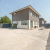Vila cu piscina, excelent pozitionata, in Balotesti