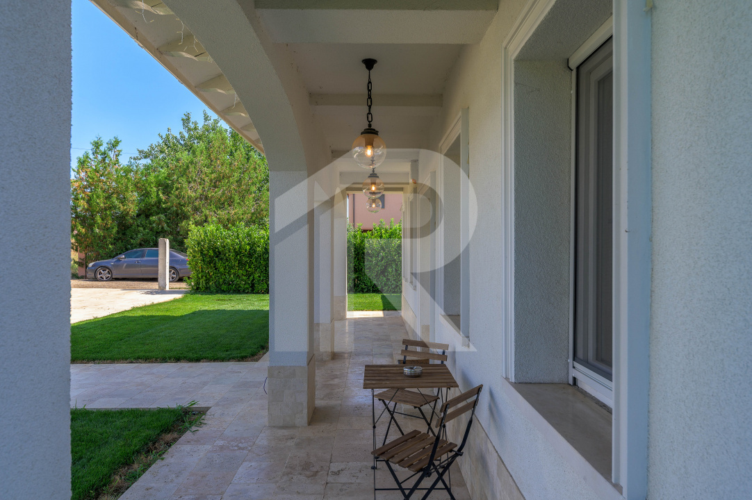 Vilă elegantă cu piscină și ieșire la Lac – Căciulați, Balotești