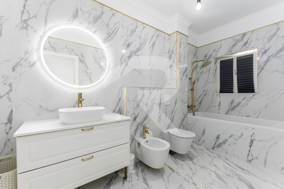 Vilă elegantă cu piscină și ieșire la Lac – Căciulați, Balotești