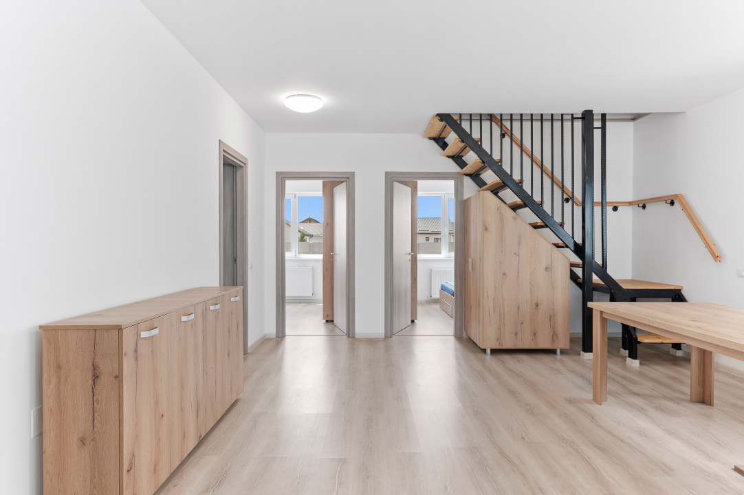 Vila Noua in Pantelimon, 5 dormitoare, 3 bai, 380mp teren