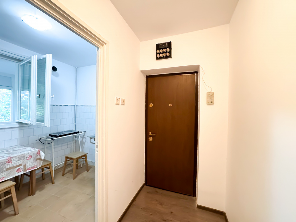 Apartament 3 camere – Piata Sudului | 60 mp | Etaj 3/4 | Bloc reabilitat.
