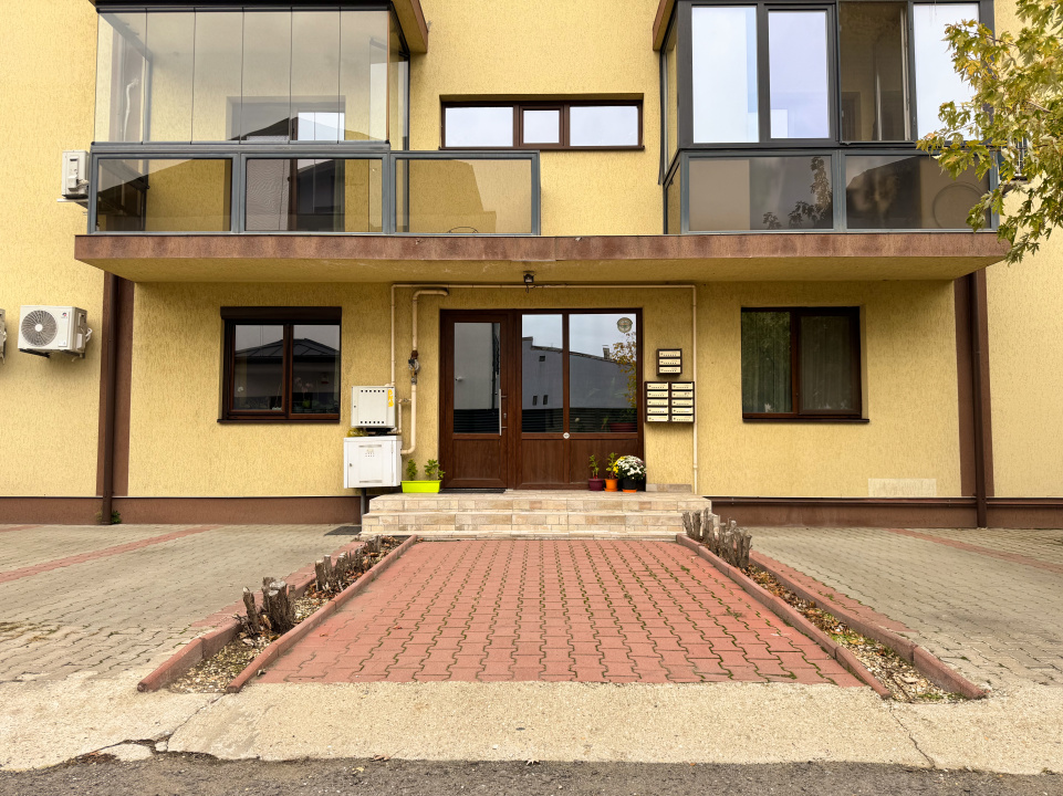 Salajan. Garsoniera mobilata, utilata si cu loc de parcare.