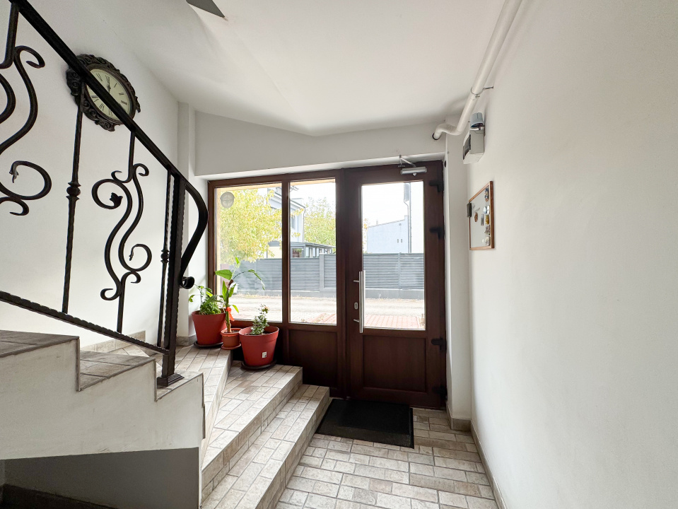 Salajan. Garsoniera mobilata, utilata si cu loc de parcare.