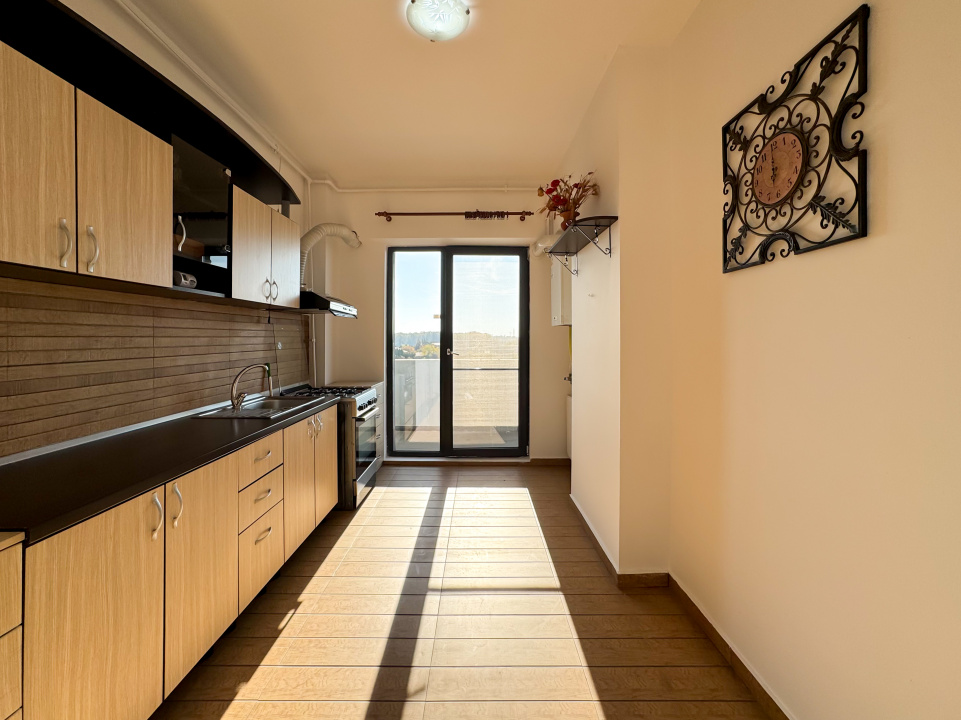 Apartament de inchiriat - suprafata generoasa