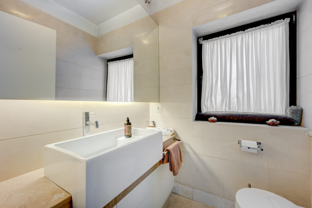 CORBEANCA - ROSE GARDEN, VILA 500 MP, LOT 1100 MP, LA CHEIE!