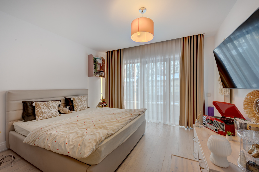 CORBEANCA - ROSE GARDEN, VILA 500 MP, LOT 1100 MP, LA CHEIE!