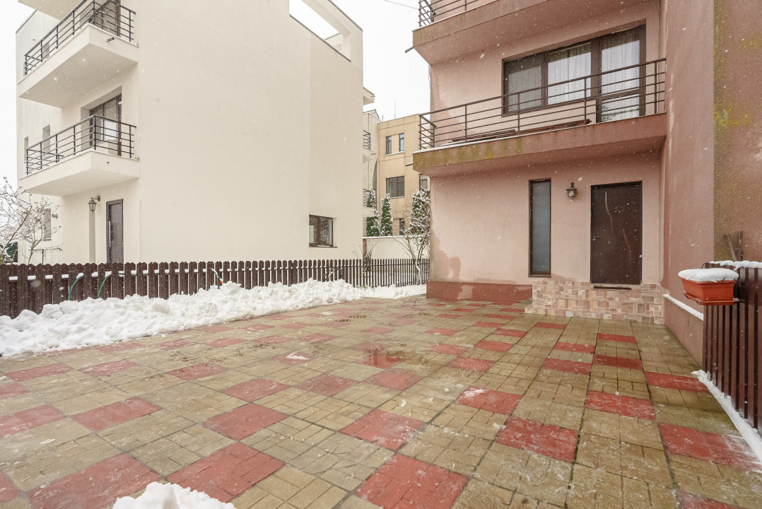 Vila de inchiriat Mogosoaia - 4 dormitoare