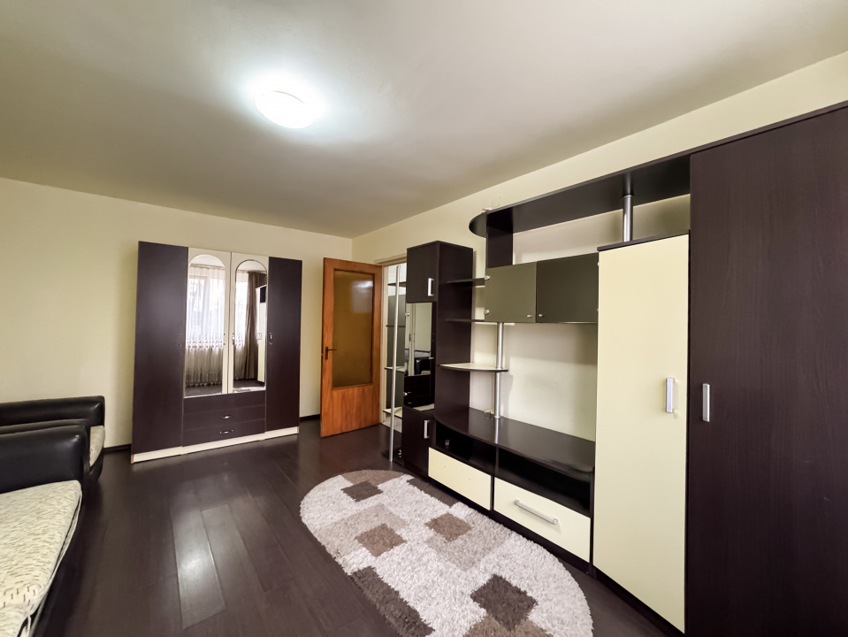 Garsonieră Decomandată 33mp | Bloc Reabilitat (1980) Berceni, Grădiștea.