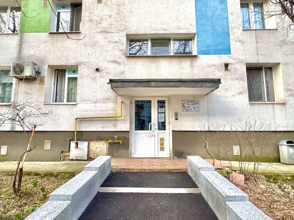 Garsonieră Decomandată 33mp | Bloc Reabilitat (1980) Berceni, Grădiștea.