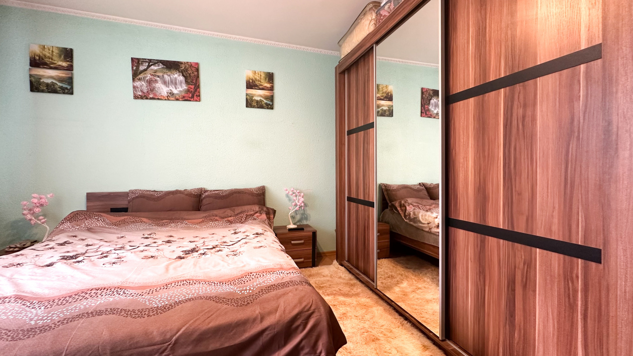 Apartamentul care te așteaptă să-l transformi în casa ta