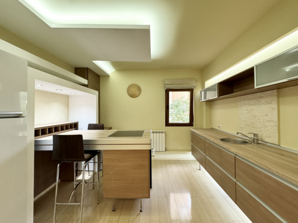 Apartament mare si spatios - Unirii - Anastasie Panu - Centrala proprie!