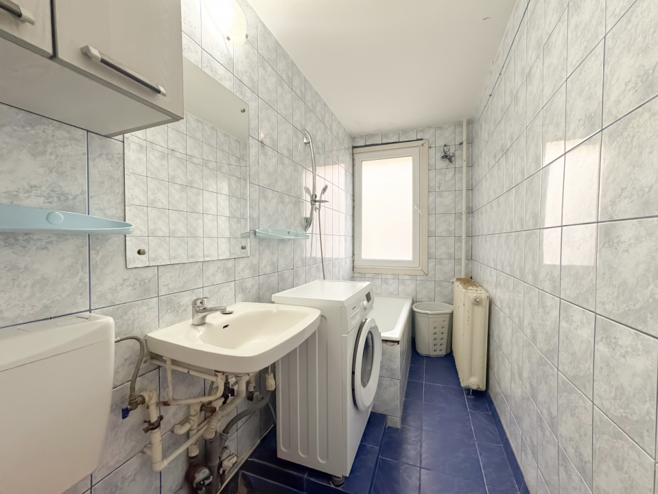 Soseaua Giurgiului- Drumul Gazarului. Garsoniera decomandata.