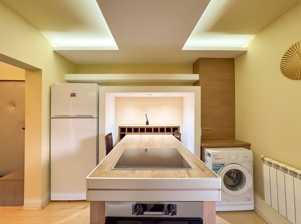 Apartament mare si spatios - Unirii - Anastasie Panu - Centrala proprie!