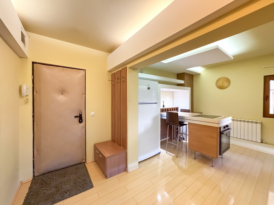 Apartament mare si spatios - Unirii - Anastasie Panu - Centrala proprie!