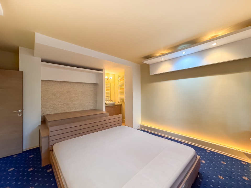 Apartament mare si spatios - Unirii - Anastasie Panu - Centrala proprie!