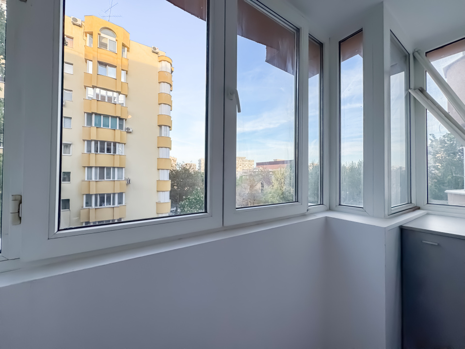 Apartament mare si spatios - Unirii - Anastasie Panu - Centrala proprie!