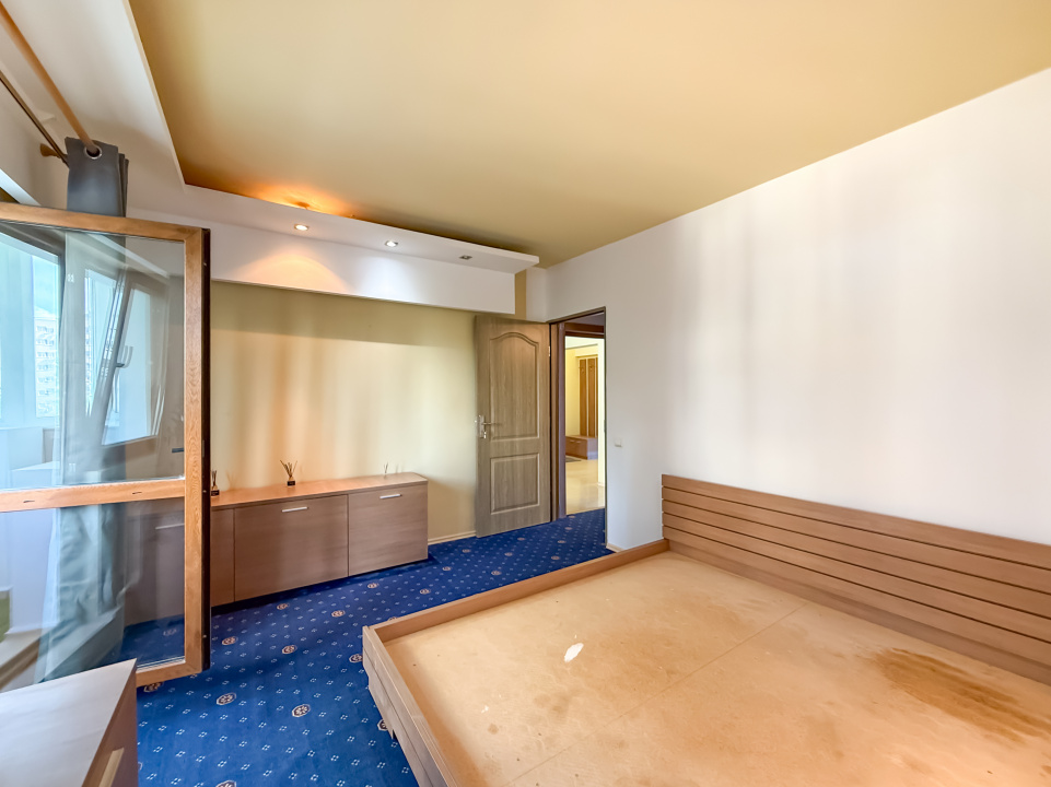 Apartament mare si spatios - Unirii - Anastasie Panu - Centrala proprie!