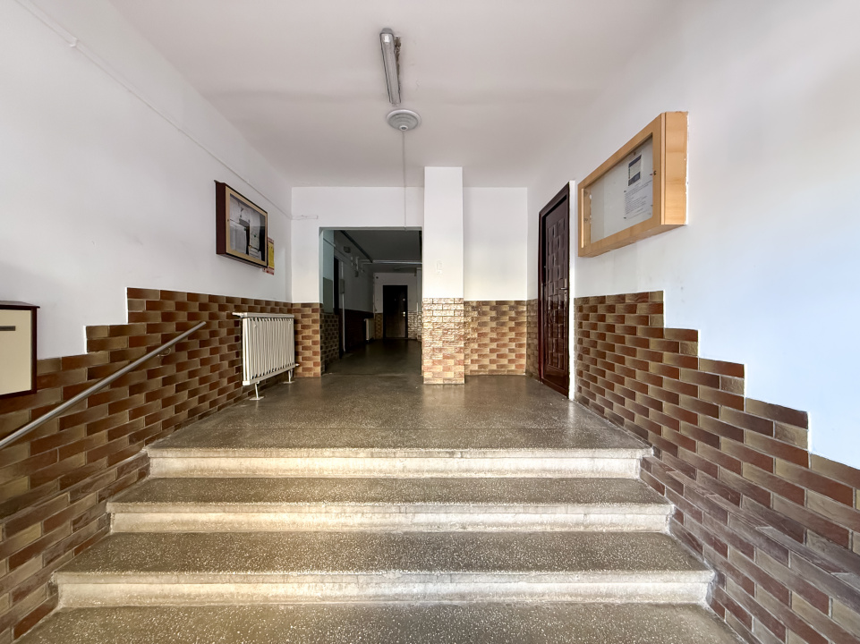 Apartament mare si spatios - Unirii - Anastasie Panu - Centrala proprie!