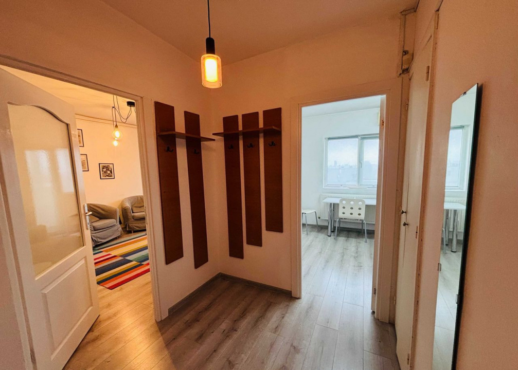 Vanzare ap 2 camere cu 2 balcoane -  Calea Mosilor